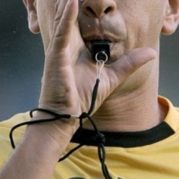 ARBITRO DE GENERAL PICO PARA EL CLASICO EN TREINTA DE AGOSTO