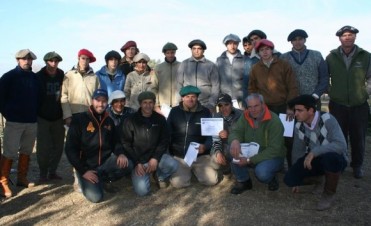 SE LLEVO A CABO UN CURSO DE HERRADO DE CABALLOS