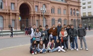 ALUMNOS DE 5º Y 6º AÑO DEL CEPT VISITARON BUENOS AIRES