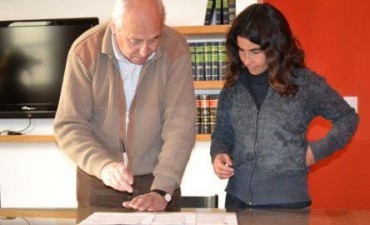 VIVIENDAS SOCIALES - FIRMARON CERTIFICADOS DE ADJUDICACION