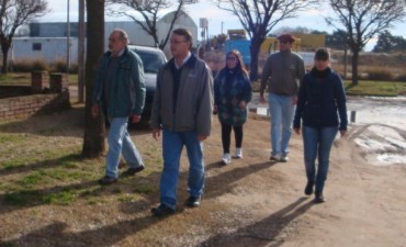 'PRIMERO ESTA TRES LOMAS' INICIO LA CAMPAÑA RECORRIENDO LOS BARRIOS DE LA CIUDAD