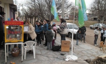 CONTINUARON LAS JORNADAS RECREATIVAS EN LOS BARRIOS