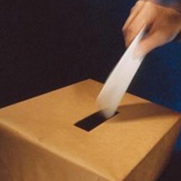 MAS DE 30 MILLONES DE ARGENTINOS DECIDEN CANDIDATOS A LEGISLADORES