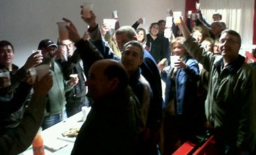 LOS CANDIDATOS DE ‘PRIMERO ESTA TRES LOMAS’ AGRADECIERON EL APOYO DE LOS VECINOS EL 11 DE AGOSTO