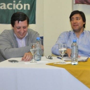 ALVAREZ Y ACERBO ENTREGARON SUBSIDIO AL JARDIN 903