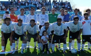 EL CLAUSURA CON JUVENTUD ARRIBA Y VARIOS SEGUIDORES