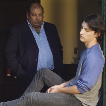 SEÑALES: UNA BUENA HISTORIA DONDE TRES LOMAS LUCE ESPLENDIDO