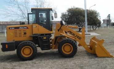 EL MUNICIPIO ADQUIRIO UNA PALA CARGADORA