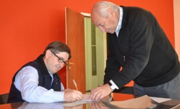 EL INTENDENTE ENTREGO SEIS NUEVOS SUBSIDIOS