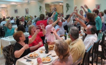 LOS ABUELOS ESTAN EN MAR DEL PLATA