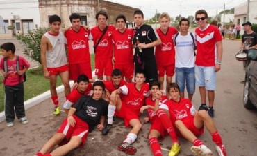 JUVENTUD UNIDA CAMPEON EN SEPTIMA Y DEPORTIVO GARRE EN QUINTA DIVISION