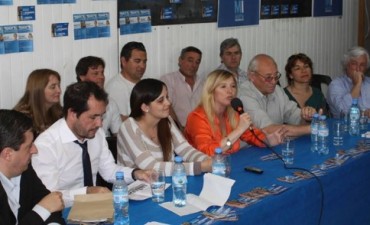 ÁLVAREZ RODRIGUEZ EN TRES LOMAS – REAFIRMO EL APOYO DE LA PROVINCIA AL FRENTE JUSTICIALISTA VECINAL