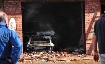 PEHUAJÓ - EXPLOSIÓN EN UNA MUEBLERIA: HAY DOS MUERTOS. EL FISCAL DIJO QUE FUE UN HECHO PREMEDITADO